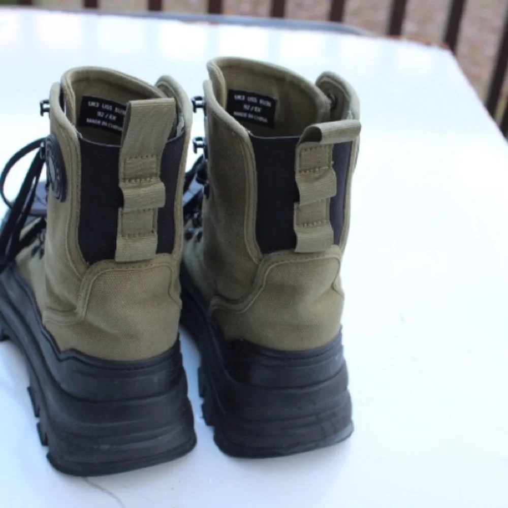 Hunter Explorer waterproof Duck boots